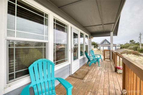 1225 Storm King Avenue SW Ocean Shores WA 98569