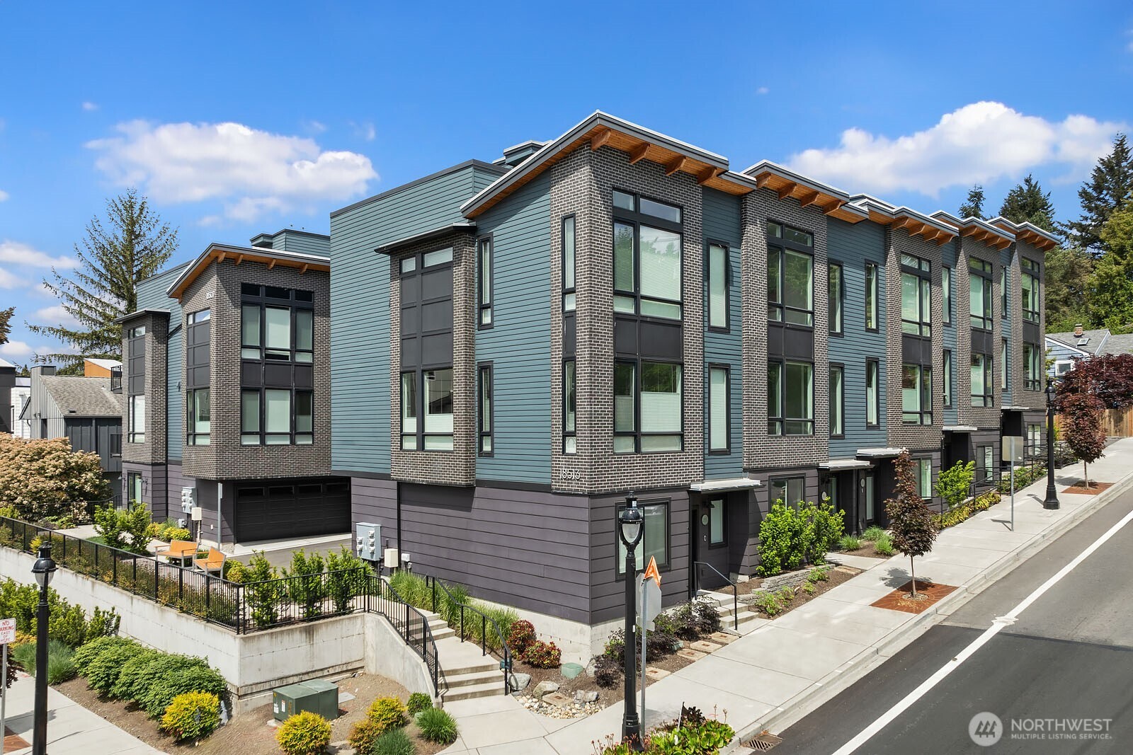 18513 104th Avenue NE Bothell WA 98011