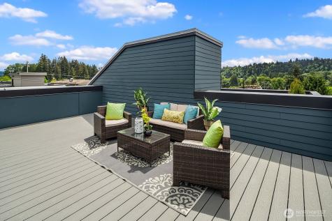 18513 104th Avenue NE Bothell WA 98011