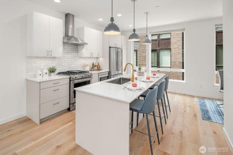18513 104th Avenue NE Bothell WA 98011