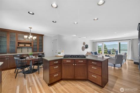 418 Briar Road Bellingham WA 98225