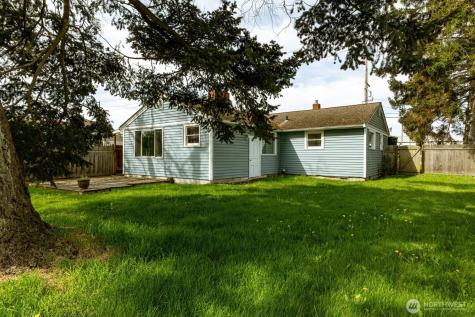 164 NE Ernst Oak Harbor WA 98277