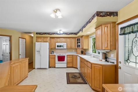 17221 31st Avenue Ct E Tacoma WA 98446