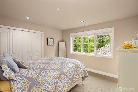 8407 255th Avenue NE Redmond WA 98053