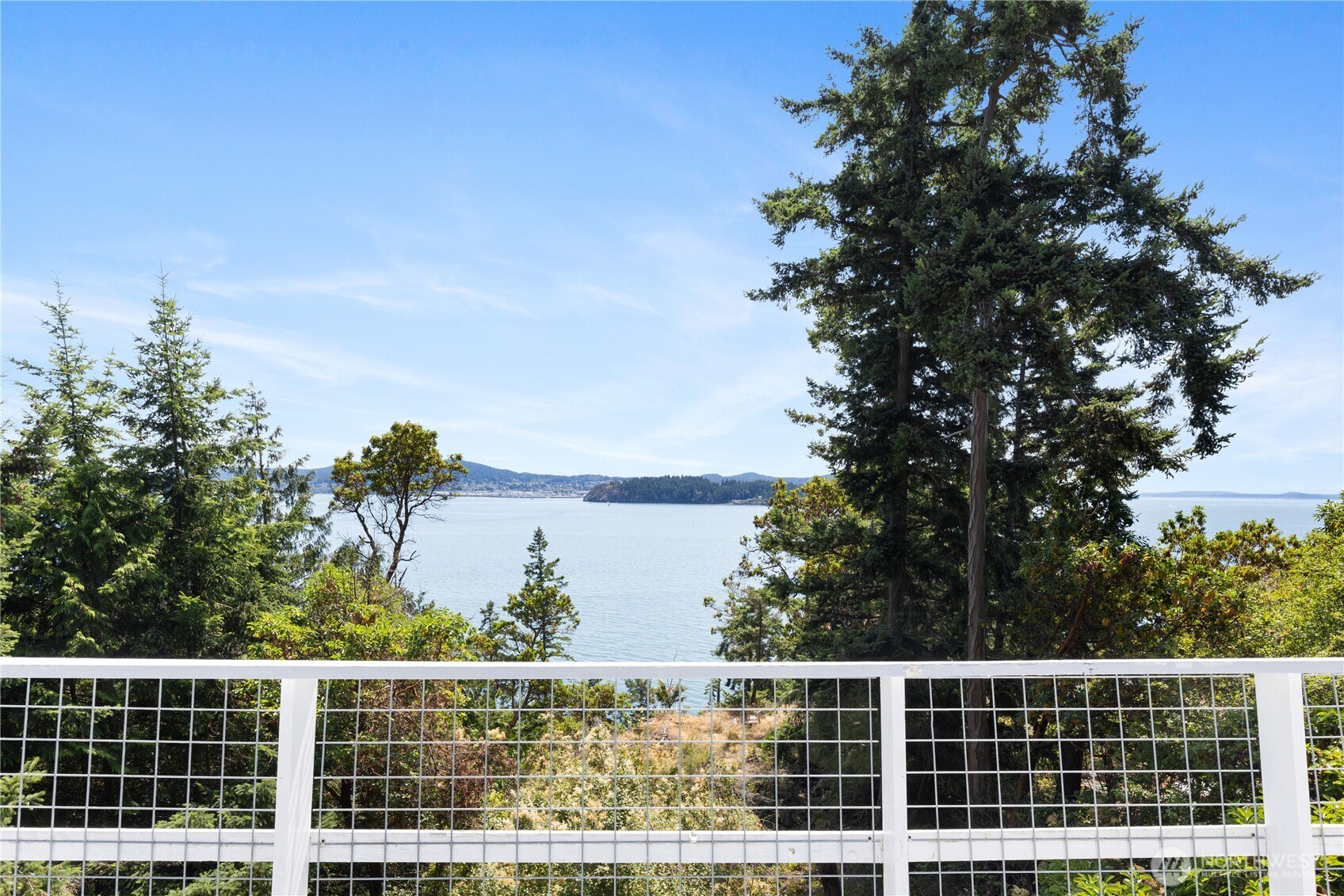 7541 Holiday Boulevard Anacortes WA 98221