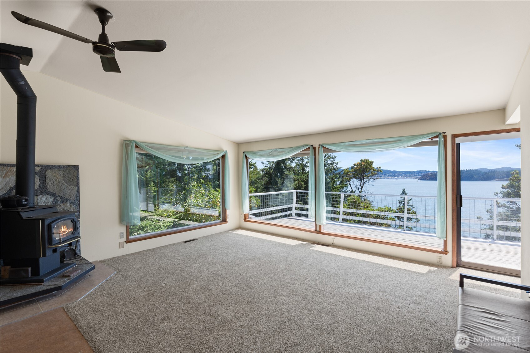 7541 Holiday Boulevard Anacortes WA 98221