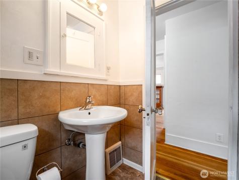 3521 S 11th Street Tacoma WA 98405