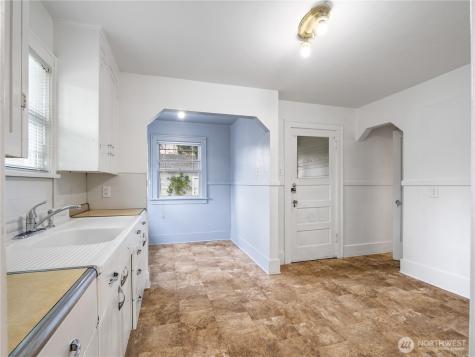 3521 S 11th Street Tacoma WA 98405