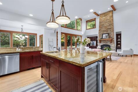 6465 Haley Loop NE Bainbridge Island WA 98110