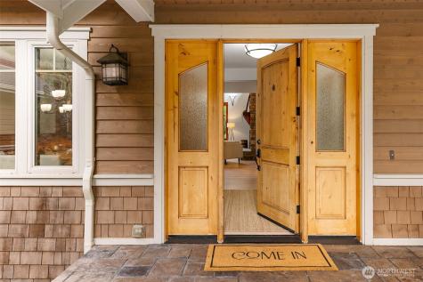 6465 Haley Loop NE Bainbridge Island WA 98110