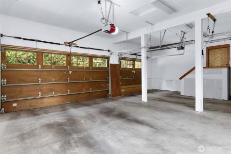 6465 Haley Loop NE Bainbridge Island WA 98110