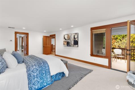 6465 Haley Loop NE Bainbridge Island WA 98110