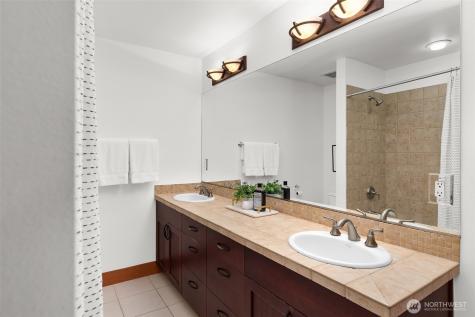 6465 Haley Loop NE Bainbridge Island WA 98110