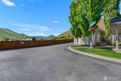 2152 Roper Lane Wenatchee WA 98801