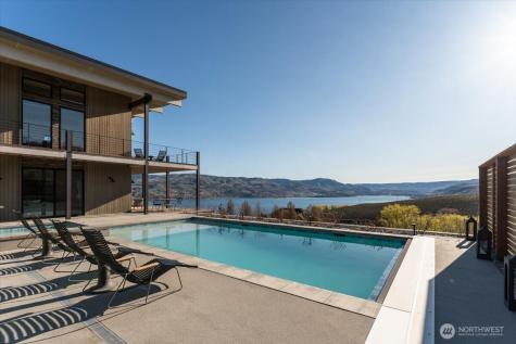 140 Clos Chevalle Road Chelan WA 98816