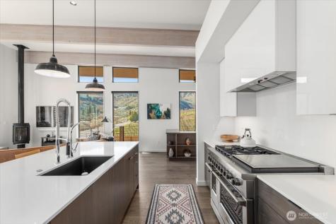 140 Clos Chevalle Road Chelan WA 98816