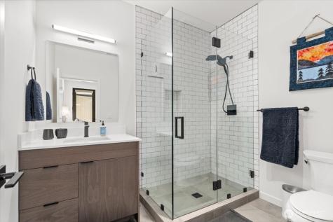 140 Clos Chevalle Road Chelan WA 98816