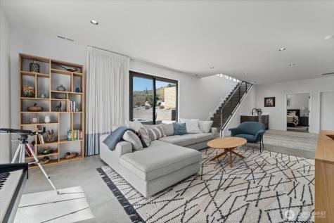 140 Clos Chevalle Road Chelan WA 98816
