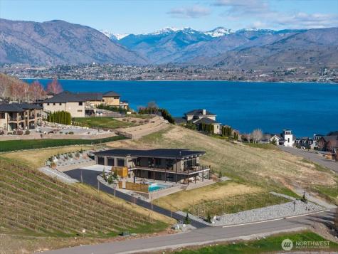 140 Clos Chevalle Road Chelan WA 98816