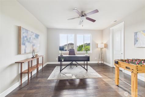 19608 82nd Place NE Kenmore WA 98028