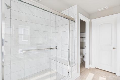 19608 82nd Place NE Kenmore WA 98028