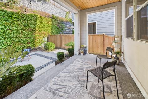 19608 82nd Place NE Kenmore WA 98028