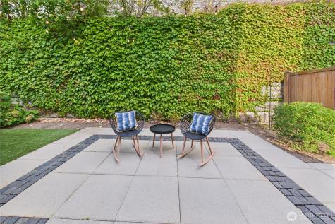 19608 82nd Place NE Kenmore WA 98028