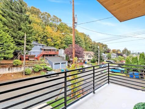 6025 47th Avenue S Seattle WA 98118