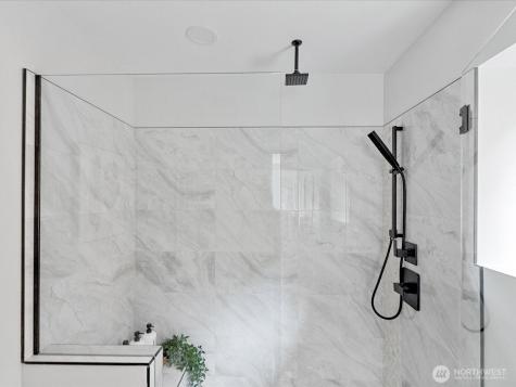 6025 47th Avenue S Seattle WA 98118