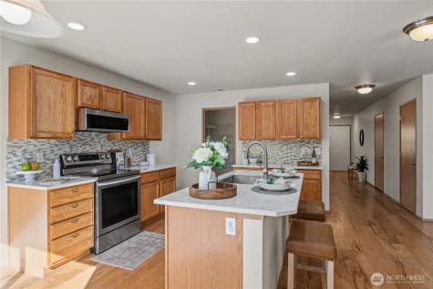 2261 Wallace Loop Dupont WA 98327