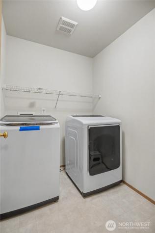 2261 Wallace Loop Dupont WA 98327