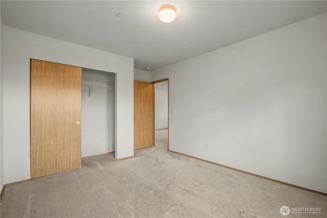 2261 Wallace Loop Dupont WA 98327