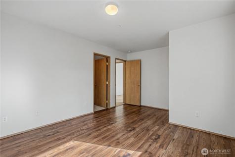 2261 Wallace Loop Dupont WA 98327