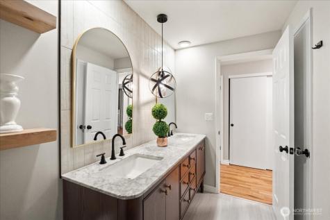 14072 117th Avenue NE Kirkland WA 98034