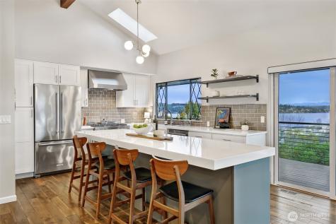 7710 57th Avenue NE Seattle WA 98115