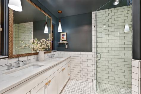7710 57th Avenue NE Seattle WA 98115