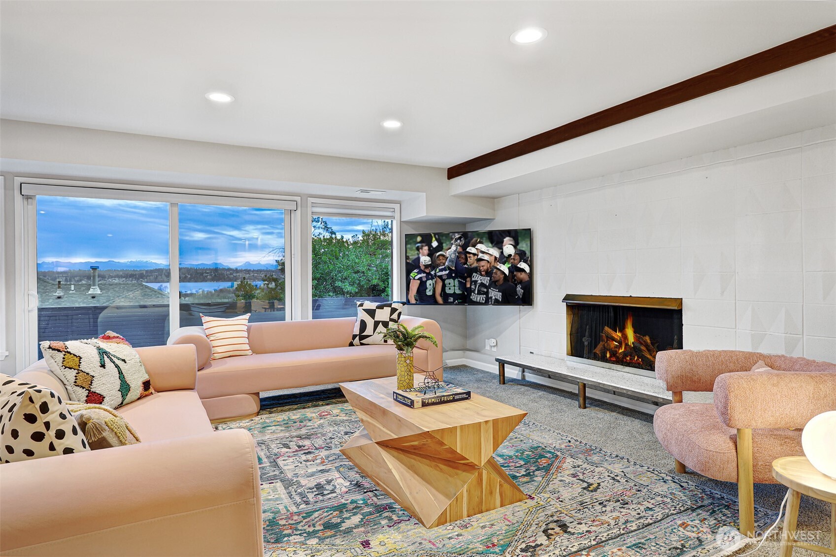 7710 57th Avenue NE Seattle WA 98115
