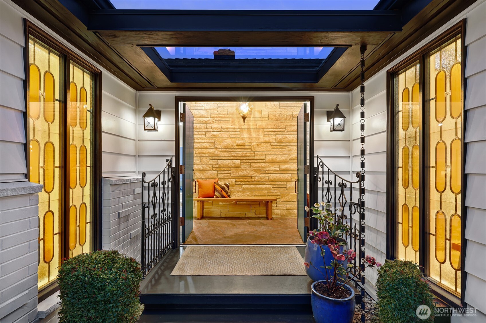 7710 57th Avenue NE Seattle WA 98115