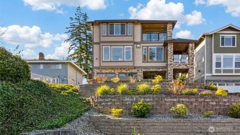 23905 43rd Avenue S Kent WA 98032