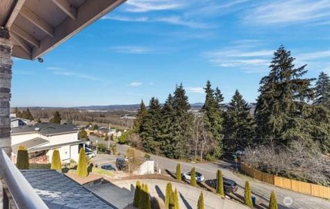 23905 43rd Avenue S Kent WA 98032