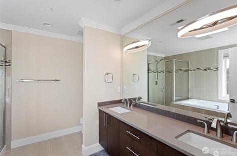 23905 43rd Avenue S Kent WA 98032