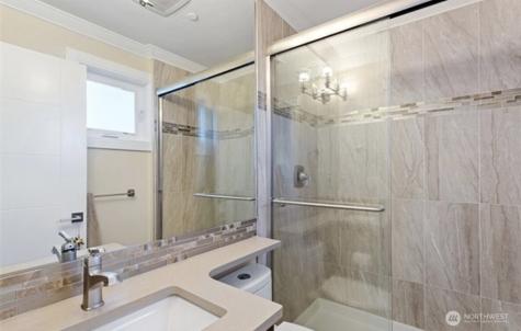 23905 43rd Avenue S Kent WA 98032