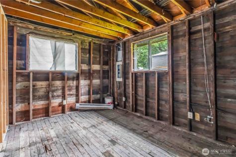 11435 163rd Avenue SE Renton WA 98059