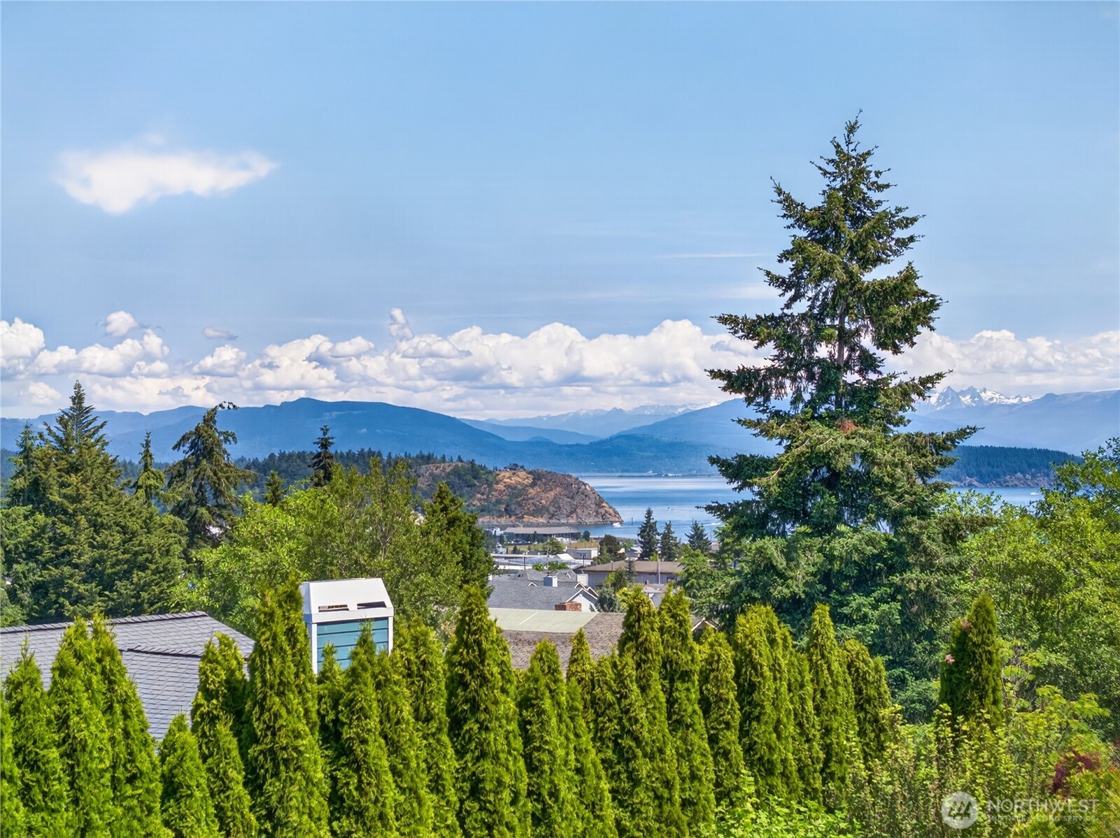 1908 29th Place Anacortes WA 98221