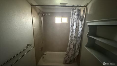 47 SE 10th Street College Place WA 99324