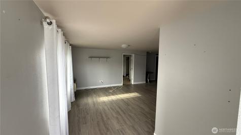 47 SE 10th Street College Place WA 99324