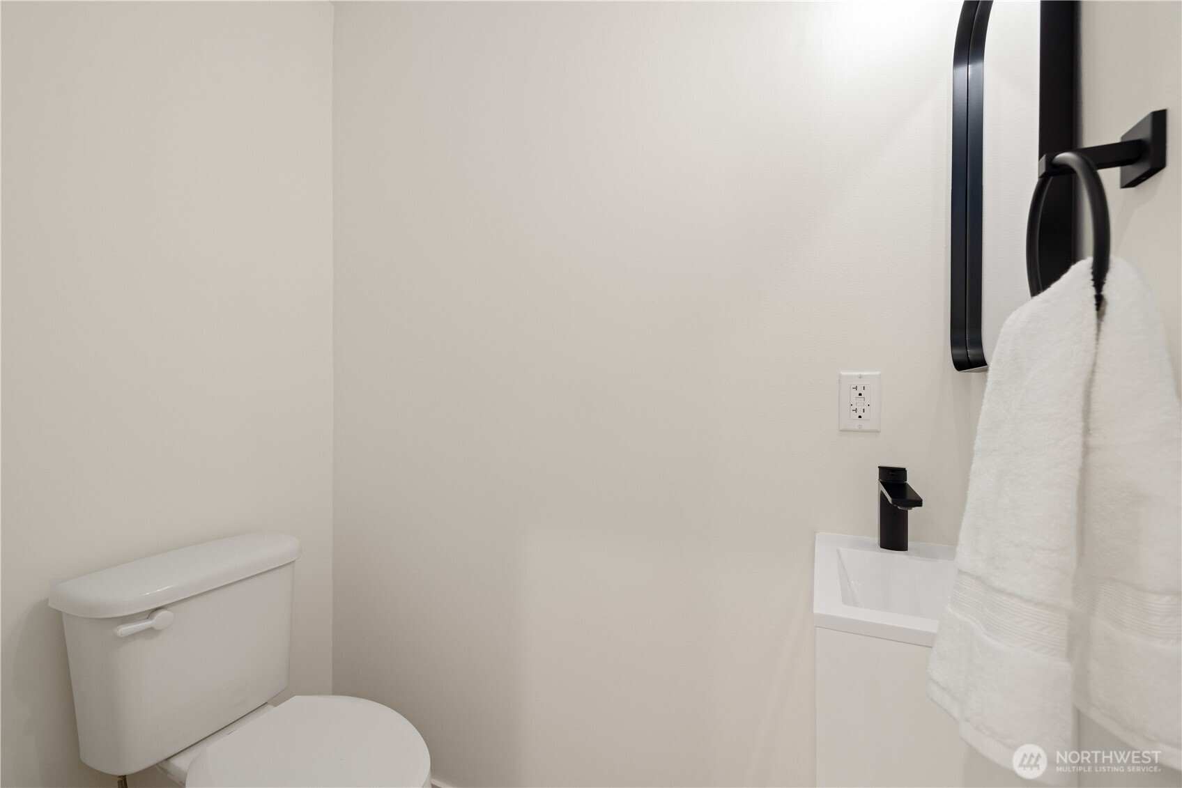 3817 Fremont Avenue N Seattle WA 98103