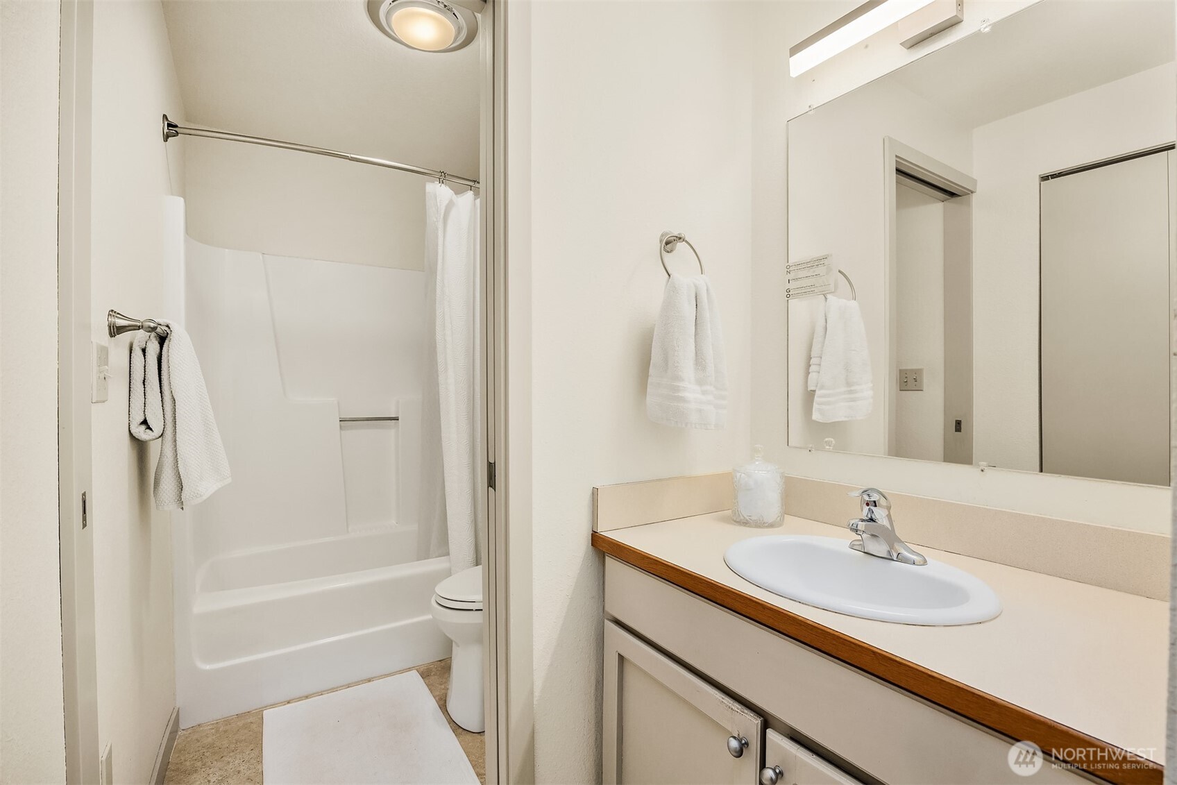 6507 113th Avenue NE Kirkland WA 98033