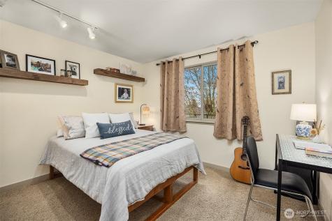 6507 113th Avenue NE Kirkland WA 98033