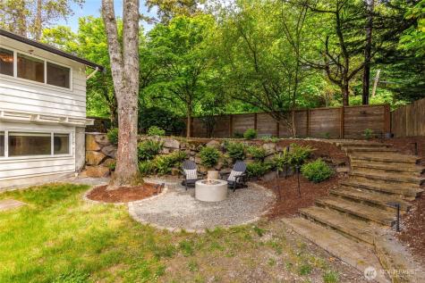 7047 NE 138th Street Kirkland WA 98034